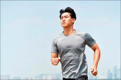 要運動不要傷害 切記動態暖身＋負荷管理